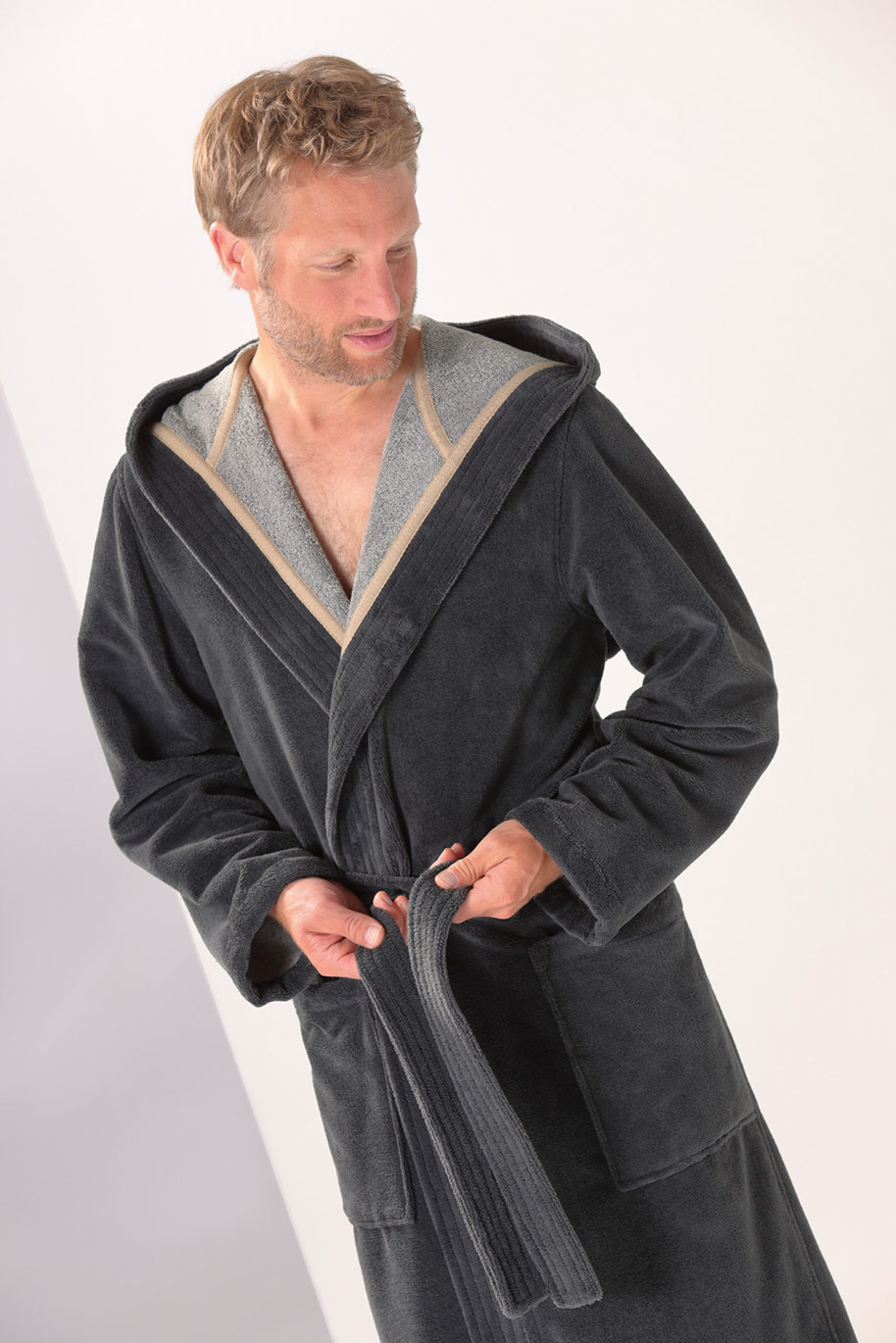 Cawö Herren Kapuze-Bademantel  831 | 73 stone