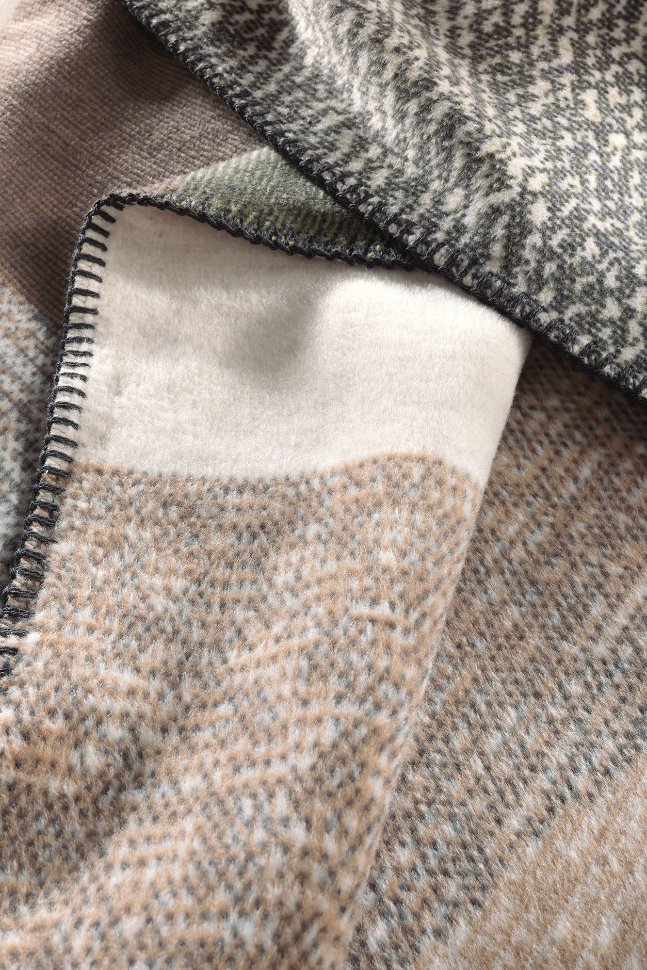 Biederlack Wohndecke Nordic Rock