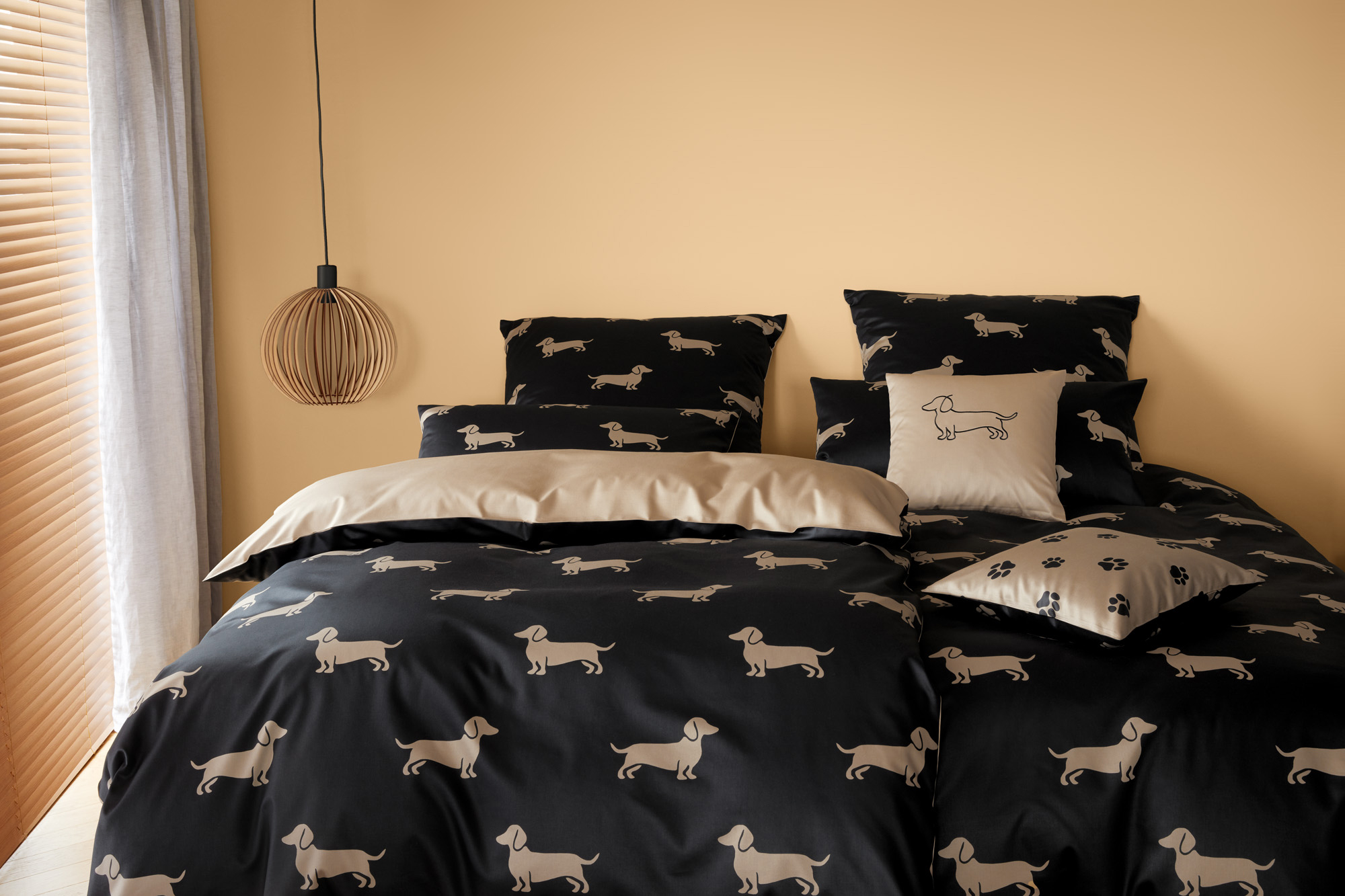 Elegante Mako-Satin-Bettwäsche Dogs | 9 Schwarz-Beige