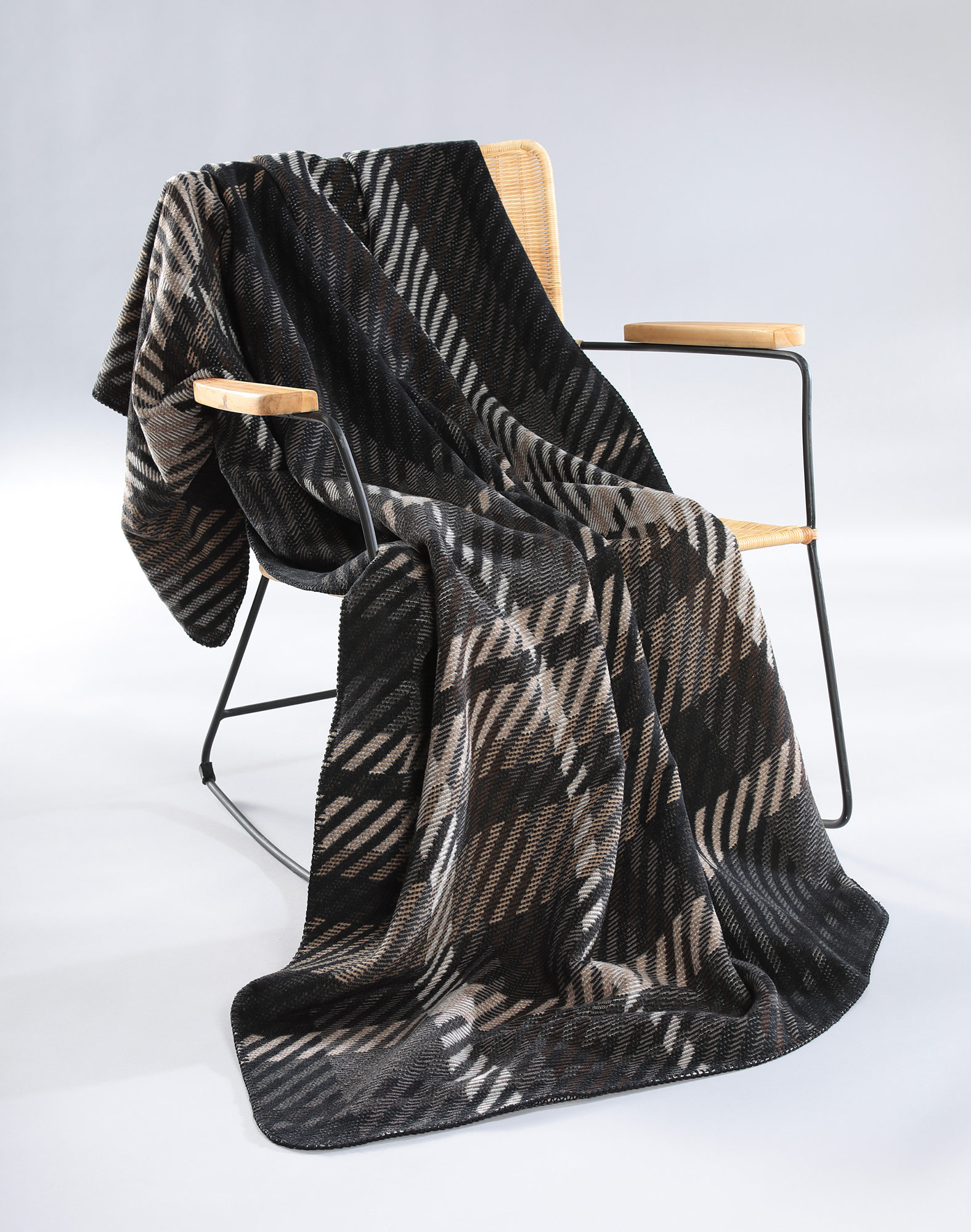 Biederlack Wohndecke Midnight Elegance